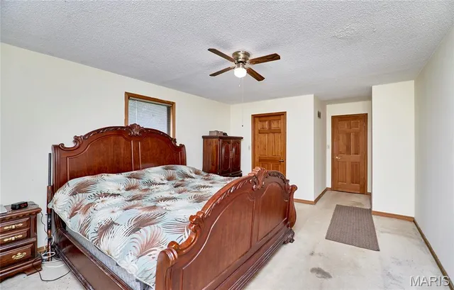 $339,900 | 209 Timber Ridge Court, Troy, MO 63379