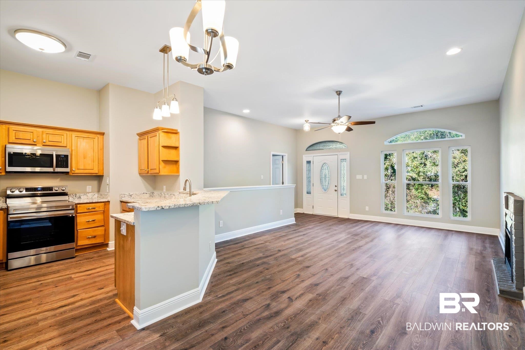 388 Ridgewood Drive Daphne, AL 36526 - Photo 8 of 30