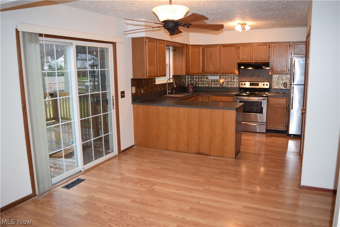 520 Bayberry Road Lorain, OH 44053 - Photo 12 of 25 Gallery Image 12