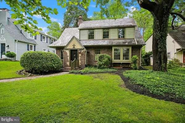 $1,395,000 | 113 Oxford Street, Chevy Chase, MD 20815