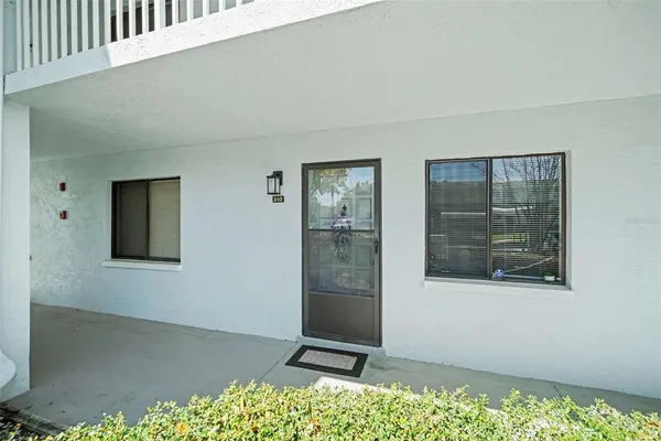 $189,900 | 303 Martha Lane, Unit 303, Oldsmar, FL 34677