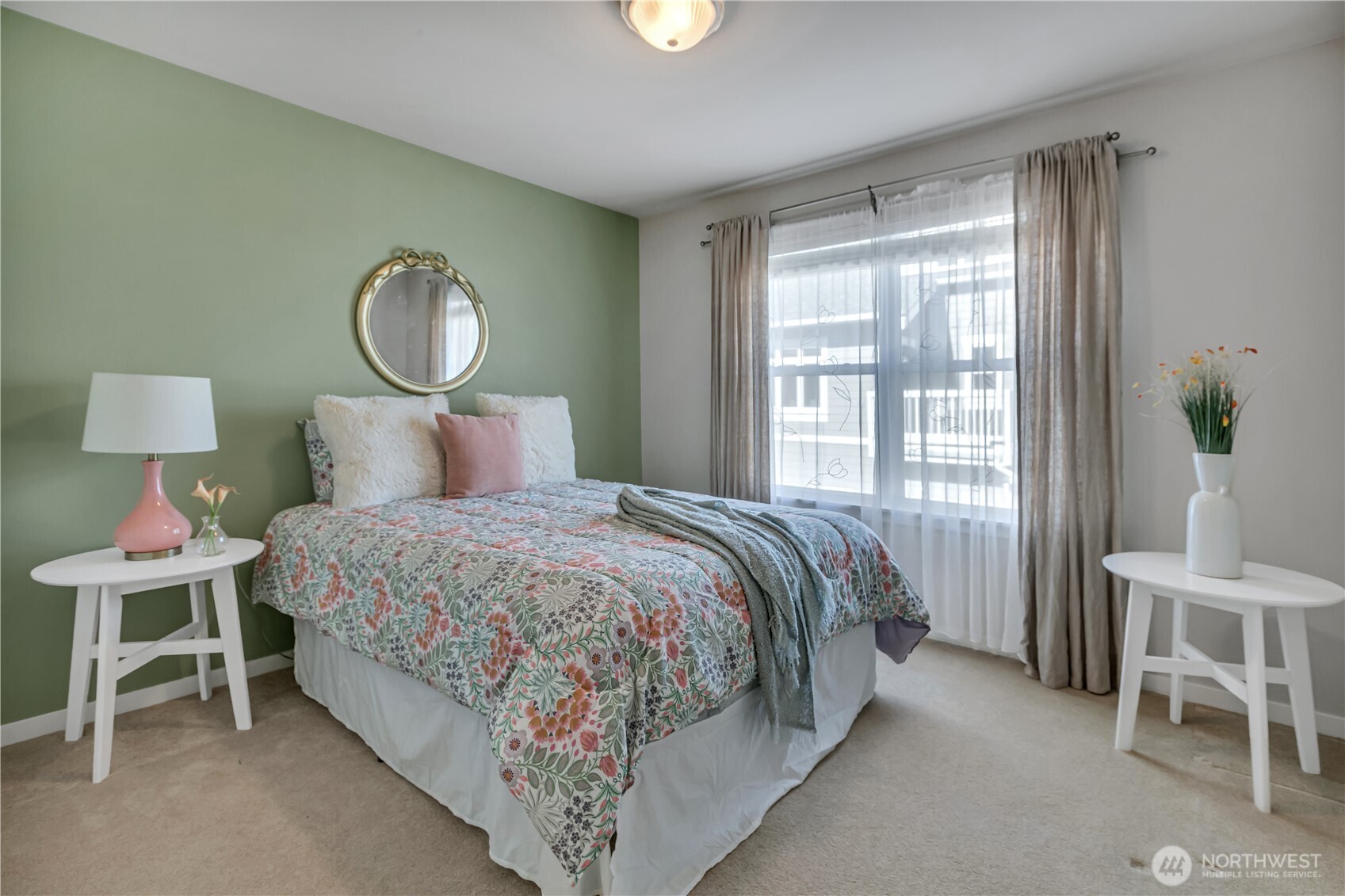 35316 Southeast Ridge Street, Unit B Snoqualmie, WA 98065 - Photo 24 of 33 Gallery Image 24