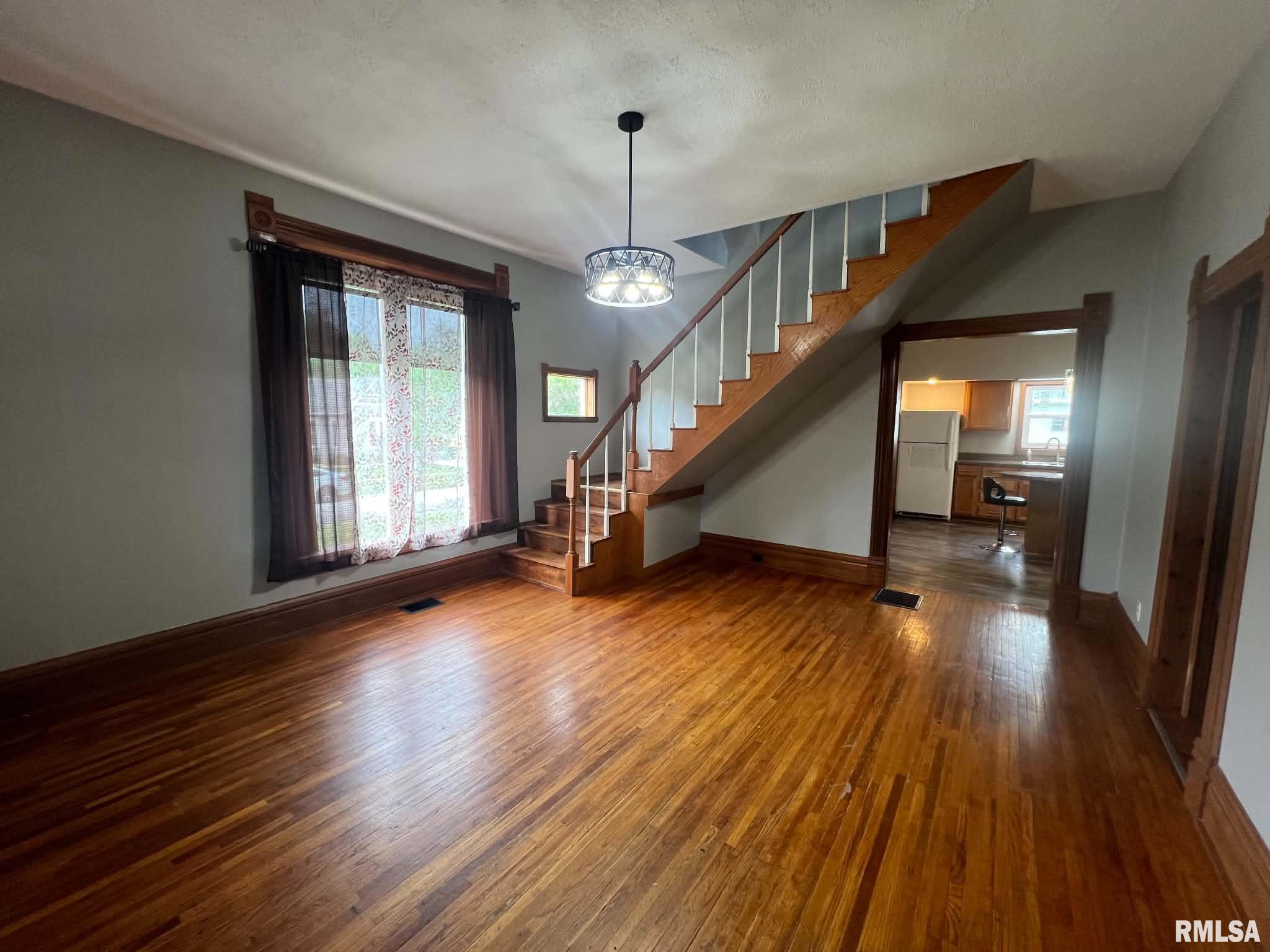 304 East Summit Street Macomb, IL 61455 - Photo 8 of 23