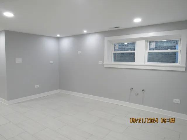 $599,990 | 5423 North Sawyer Avenue, Chicago, IL 60625