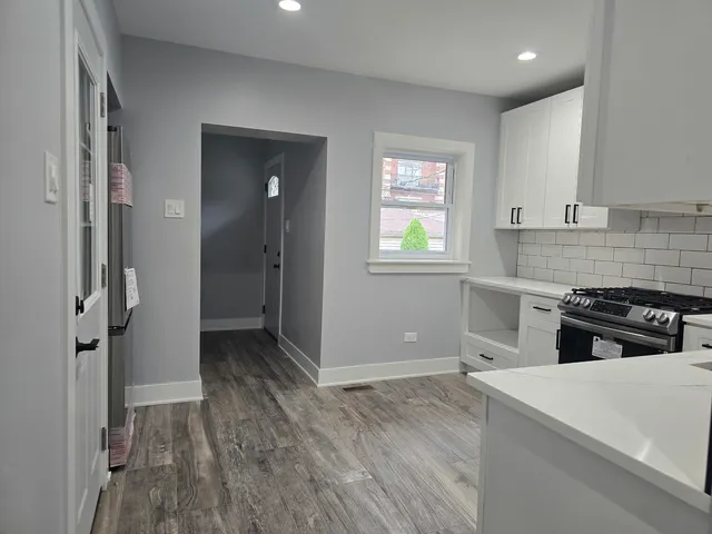 $599,990 | 5423 North Sawyer Avenue, Chicago, IL 60625