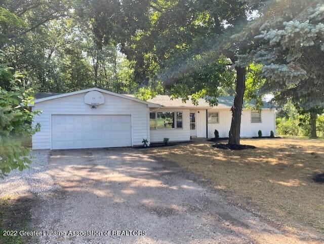 7716 Loomis Road Dewitt, MI 48820 - Photo 2 of 19 Exterior Front