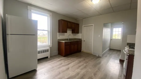 $2,600 | 271 Shirley Street, Unit 4, Winthrop, MA 02152