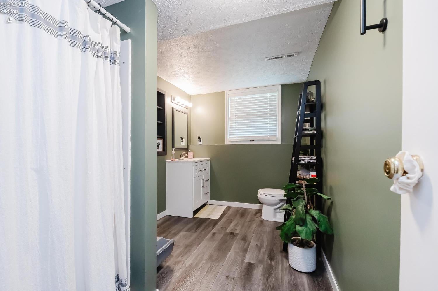 825 Seminary Road Norwalk, OH 44857 - Photo 23 of 66 Gallery Image 23