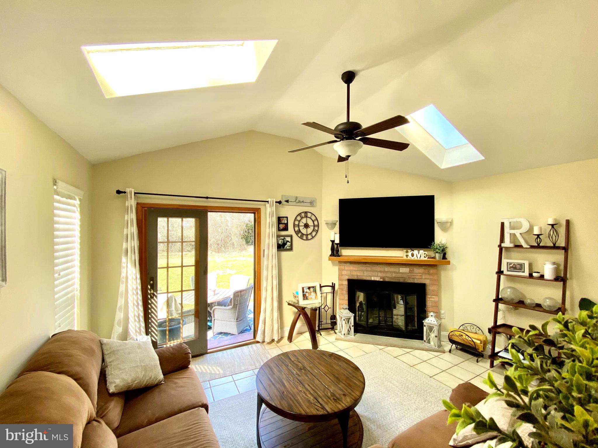 354 Scola Road Brookhaven, PA 19015 - Photo 17 of 114 Gallery Image 17