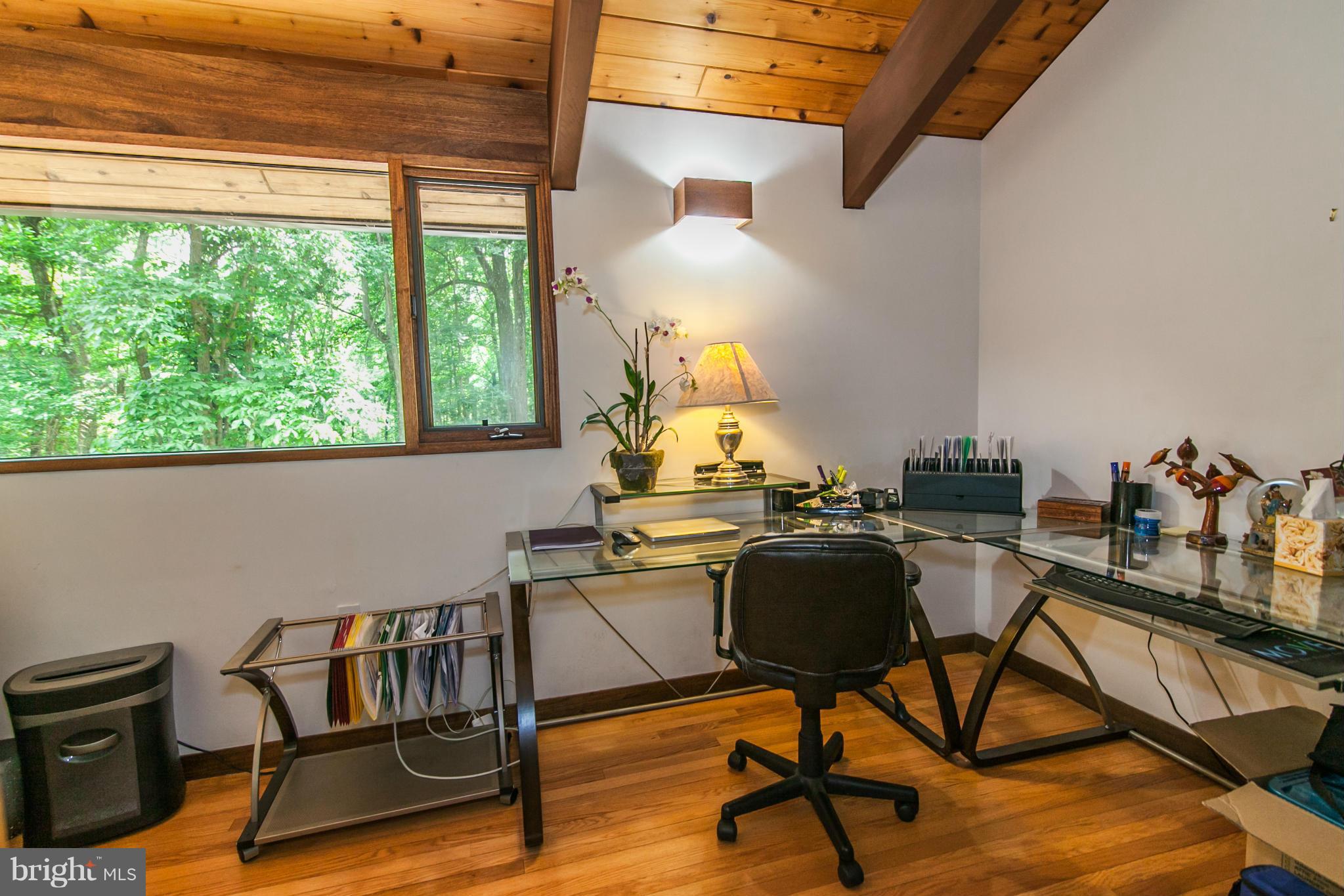 19285 Blue Ridge Mountain Road Bluemont, VA 20135 - Photo 16 of 30 Main floor office