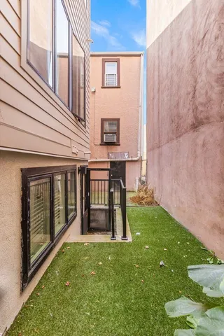 $505,000 | 121 Coles Street, Unit 1, Jersey City, NJ 07302