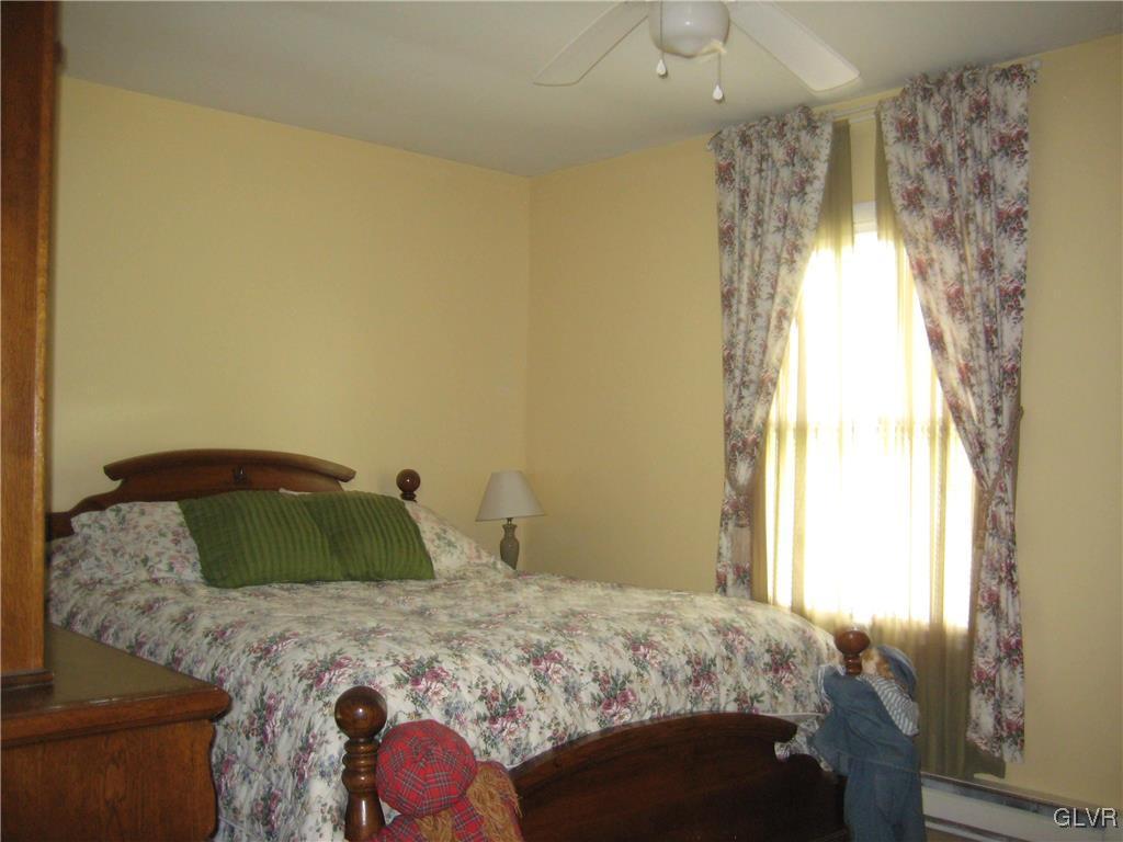180 Upper Notch Road Albrightsville, PA 18210 - Photo 4 of 36 Gallery Image 4