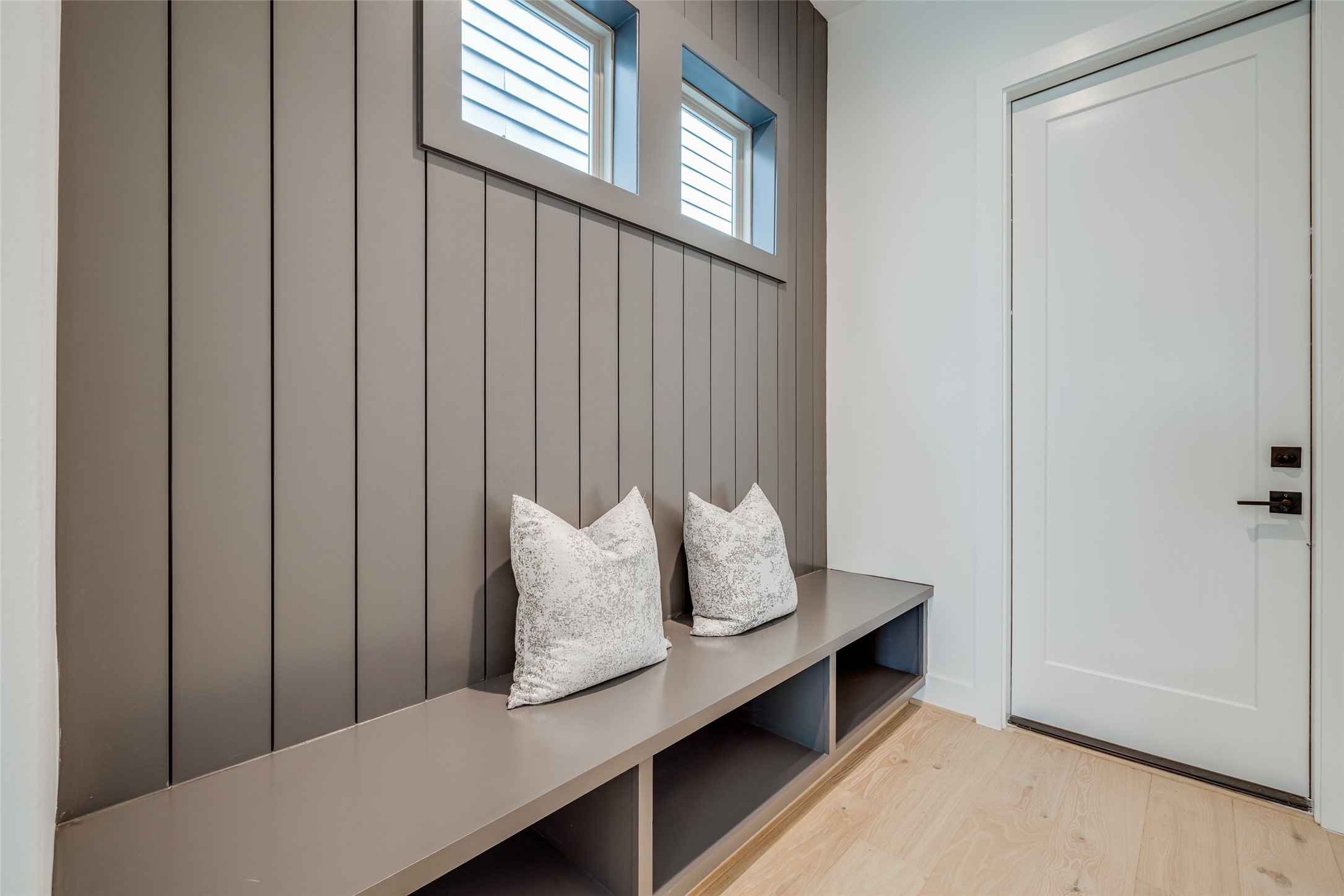 902 East 25th Street Houston, TX 77009 - Photo 30 of 48 * ASK ABOUT CUSTOMIZATION OPTIONS DURING CONSTRUCTION ONLY
* MAZZARINO MODEL HOME
* PHOTOS MAY SHOW A SIMILAR FLOOR PLAN AND/OR UPGRADED/ALTERNATIVE FINISHES
* Please use these photos as a guide
*THIS IS AN ACTIVE CONSTRUCTION SITE, BUYERS MUST REQUEST APPOINTMENT TO BE ON PREMISES AT ALL TIMES.