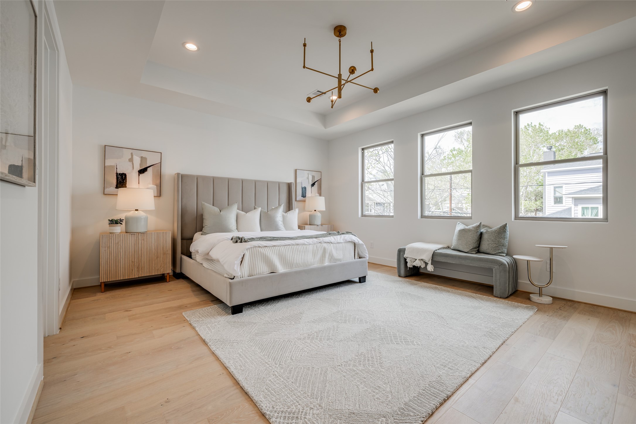 902 East 25th Street Houston, TX 77009 - Photo 37 of 48 * ASK ABOUT CUSTOMIZATION OPTIONS DURING CONSTRUCTION ONLY
* MAZZARINO MODEL HOME
* PHOTOS MAY SHOW A SIMILAR FLOOR PLAN AND/OR UPGRADED/ALTERNATIVE FINISHES
* Please use these photos as a guide
*THIS IS AN ACTIVE CONSTRUCTION SITE, BUYERS MUST REQUEST APPOINTMENT TO BE ON PREMISES AT ALL TIMES.