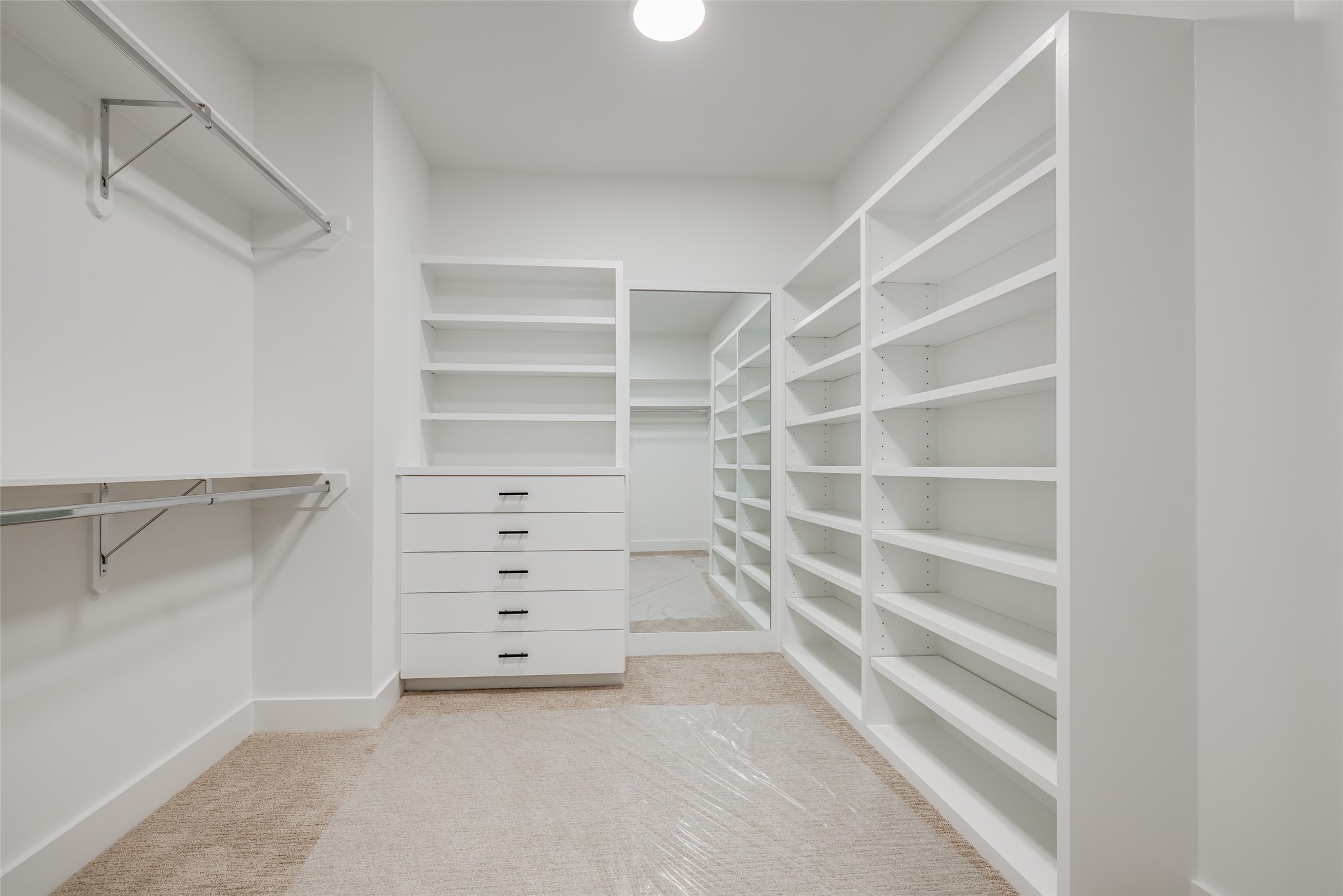 902 East 25th Street Houston, TX 77009 - Photo 42 of 48 * ASK ABOUT CUSTOMIZATION OPTIONS DURING CONSTRUCTION ONLY
* MAZZARINO MODEL HOME
* PHOTOS MAY SHOW A SIMILAR FLOOR PLAN AND/OR UPGRADED/ALTERNATIVE FINISHES
* Please use these photos as a guide
*THIS IS AN ACTIVE CONSTRUCTION SITE, BUYERS MUST REQUEST APPOINTMENT TO BE ON PREMISES AT ALL TIMES.