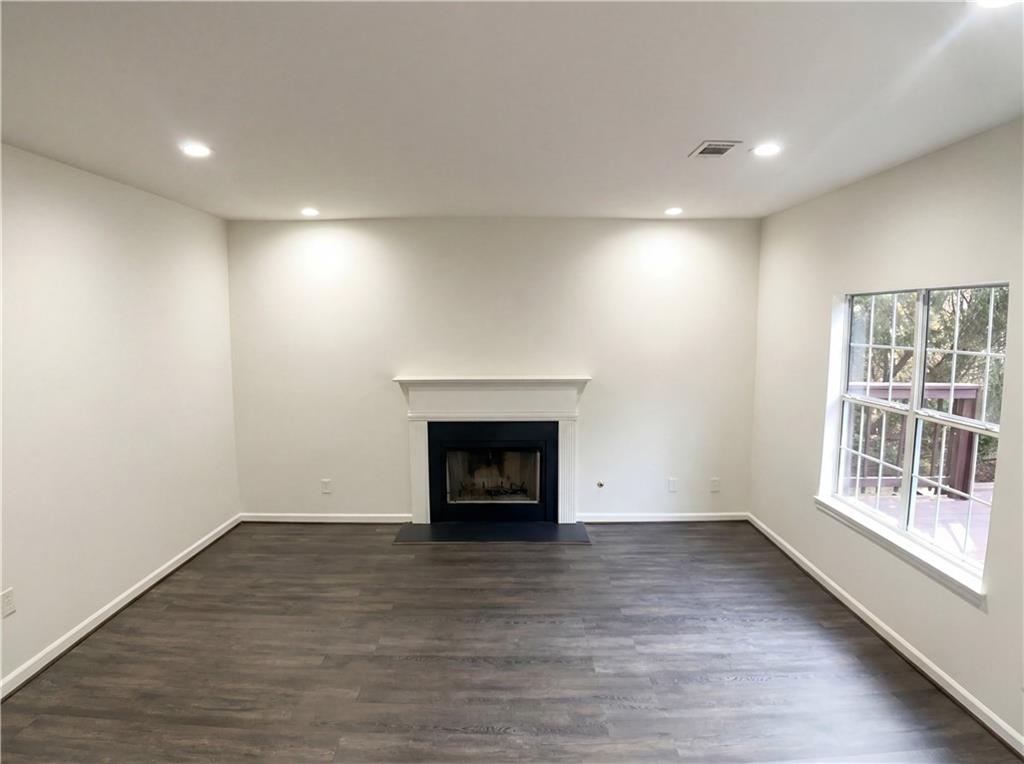 716 Overlook Crest Monroe, GA 30655 - Photo 3 of 24