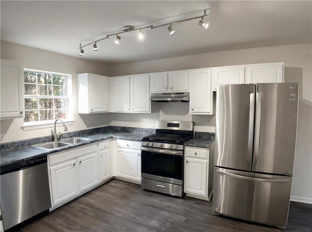 716 Overlook Crest Monroe, GA 30655 - Photo 9 of 24