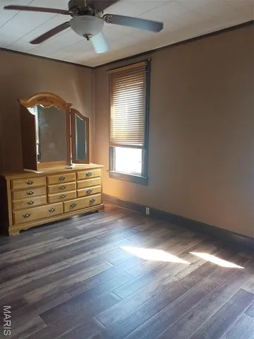 $136,900 | 101 West South Street, Nokomis, IL 62075