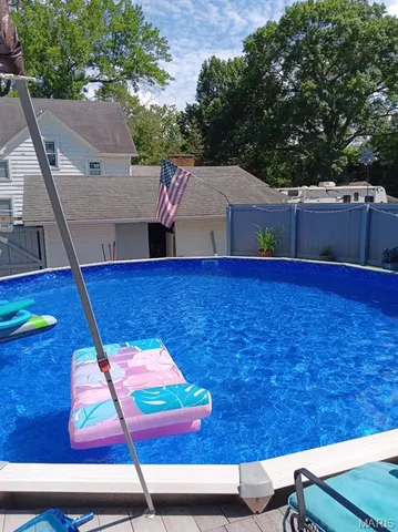 $136,900 | 101 West South Street, Nokomis, IL 62075