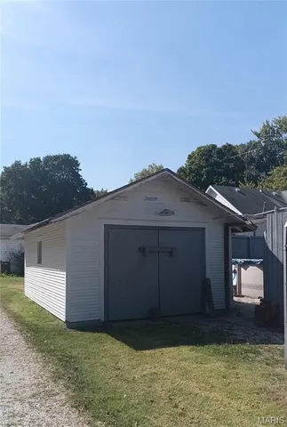 $136,900 | 101 West South Street, Nokomis, IL 62075