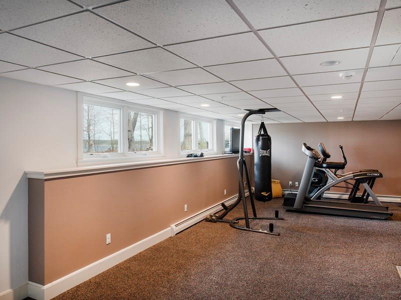140 Groves Road Yarmouth, ME 04096 - Photo 22 of 27 Interior Space