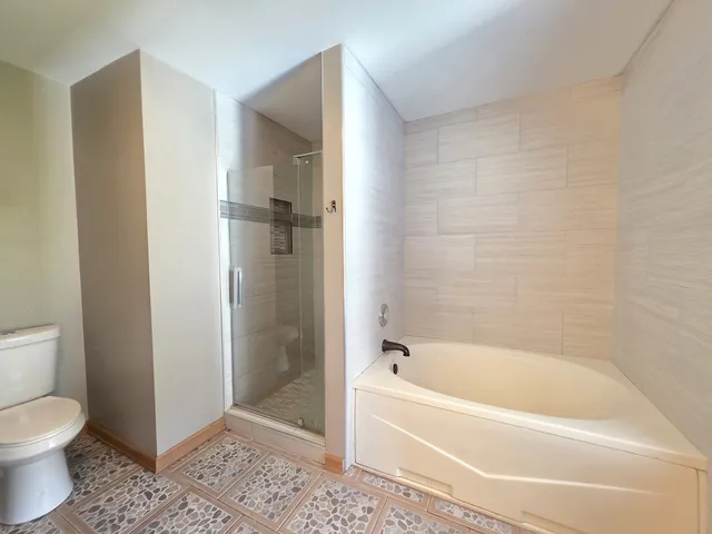 $299,999 | 2513 Ridgefield Drive, Belvidere, IL 61008