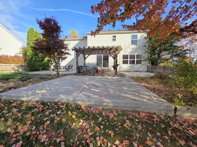 $299,999 | 2513 Ridgefield Drive, Belvidere, IL 61008