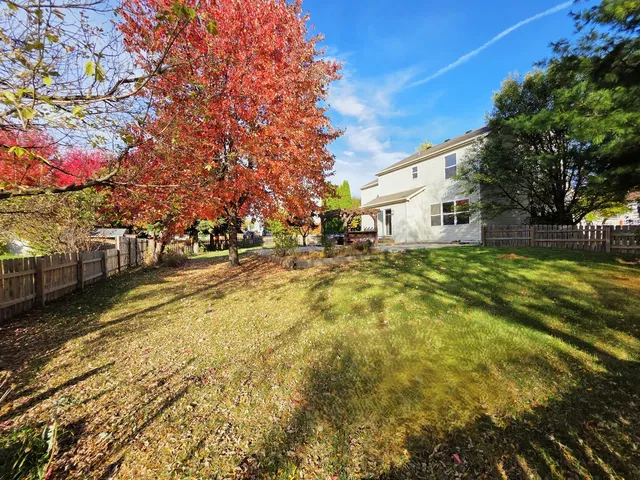 $299,999 | 2513 Ridgefield Drive, Belvidere, IL 61008