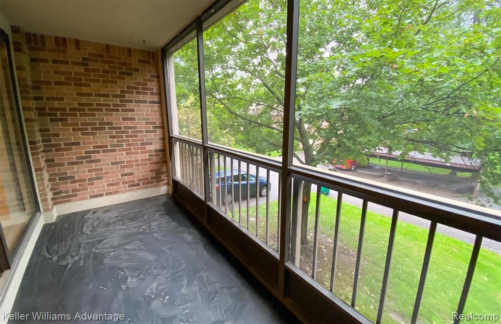 29521 Pine Ridge Circle Farmington Hills, MI 48331 - Photo 18 of 25