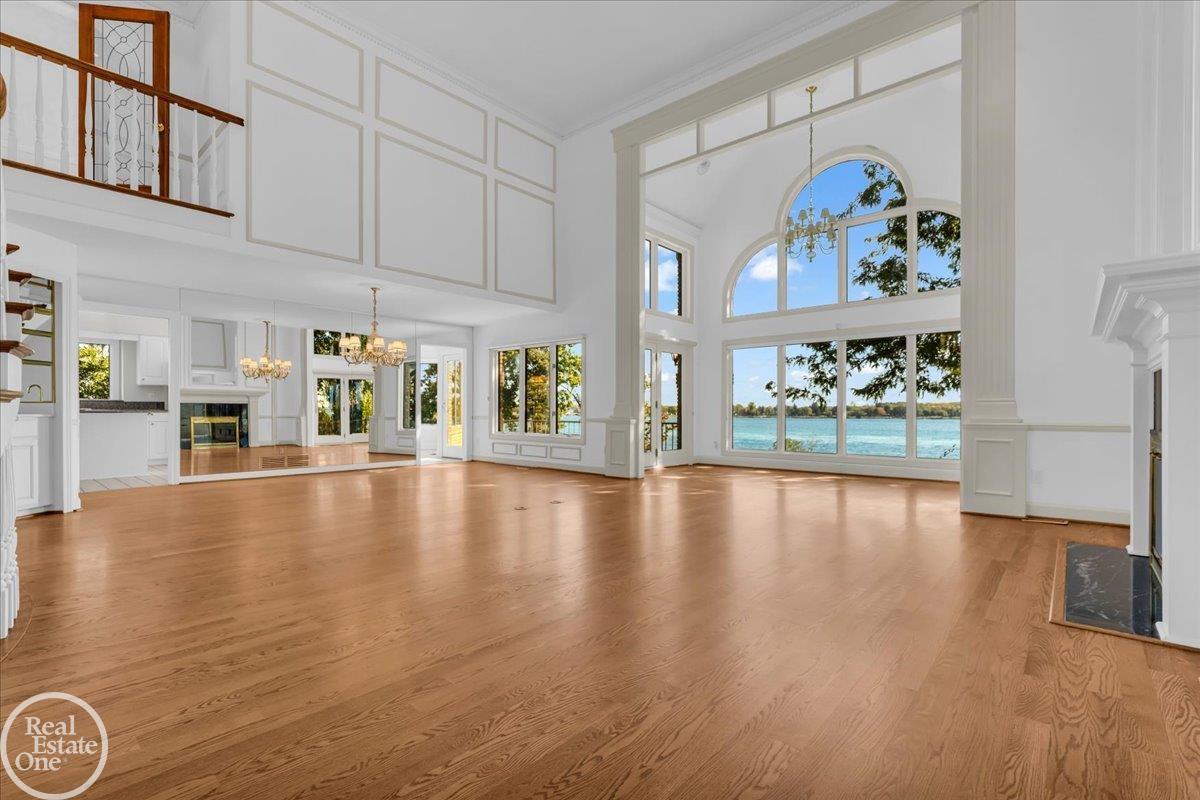 770 North Riverside Avenue St. Clair, MI 48079 - Photo 11 of 52