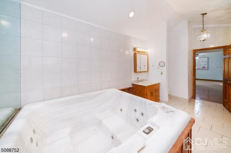 109 Fresh Ponds Road Monroe Township, NJ 08831 - Photo 41 of 83