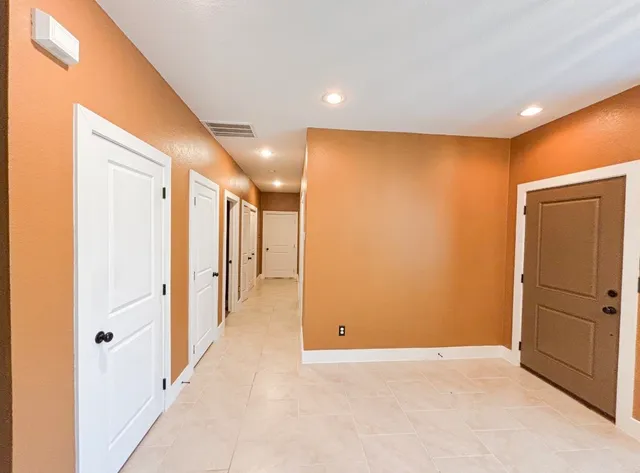 $2,000 | 168 Uplift, Unit B, Horseshoe Bay, TX 78657