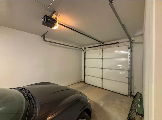 $2,000 | 168 Uplift, Unit B, Horseshoe Bay, TX 78657