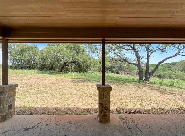 $2,000 | 168 Uplift, Unit B, Horseshoe Bay, TX 78657