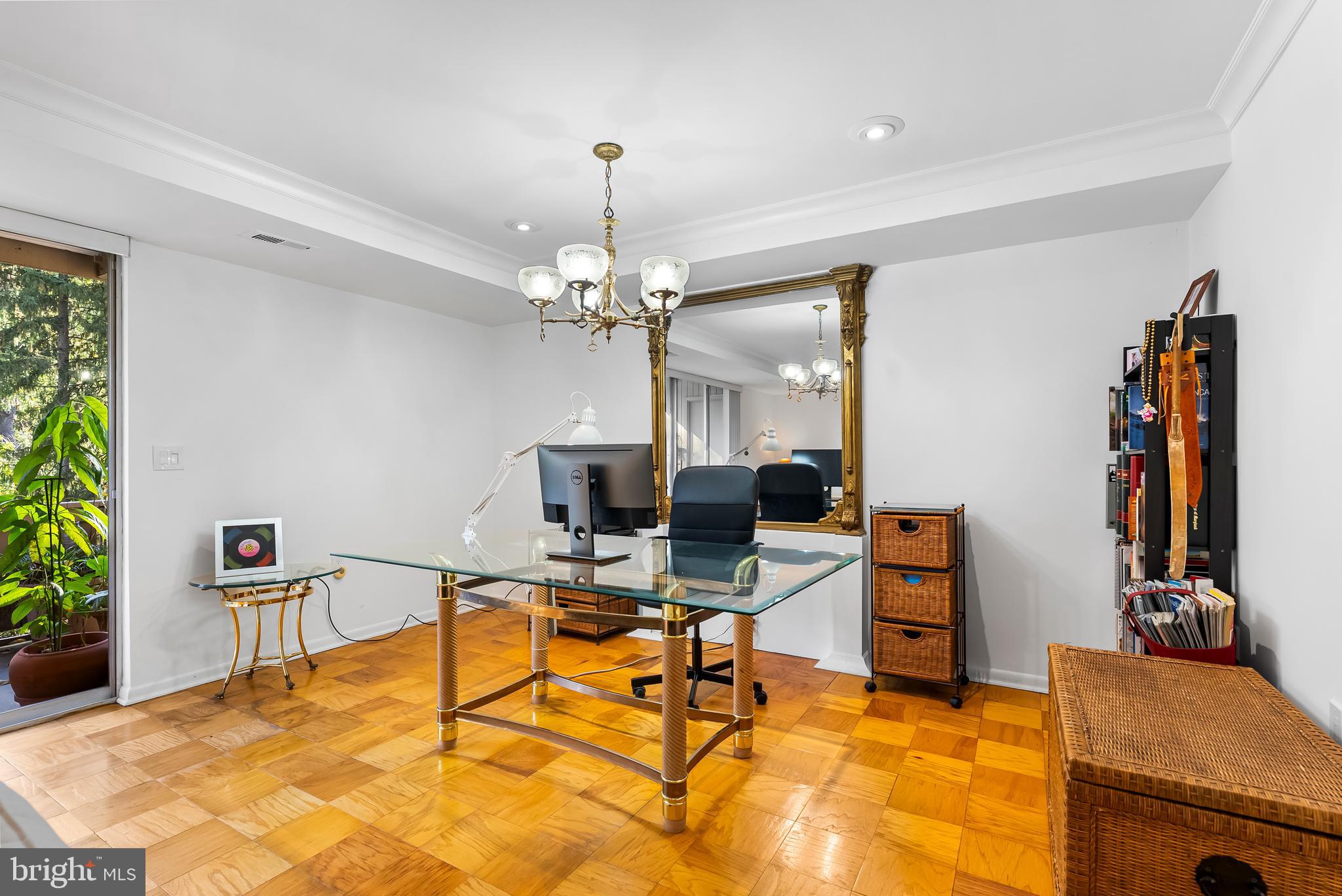 110 Cross Keys Road, Unit F Baltimore, MD 21210 - Photo 35 of 47 a view of a dining room with furniture