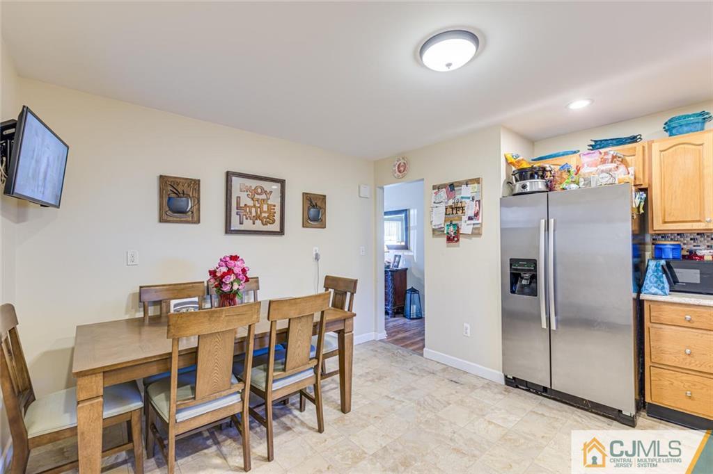 27 Ridgeview Road Jamesburg, NJ 08831 - Photo 8 of 23 Gallery Image 8
