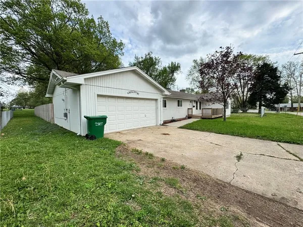 $179,000 | 603 South Mechanic Street, Butler, MO 64730