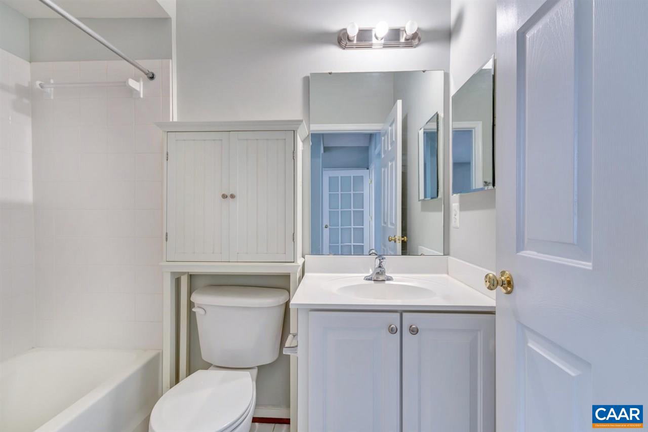 918 Rainier Road Charlottesville, VA 22903 - Photo 25 of 26 Gallery Image 25
