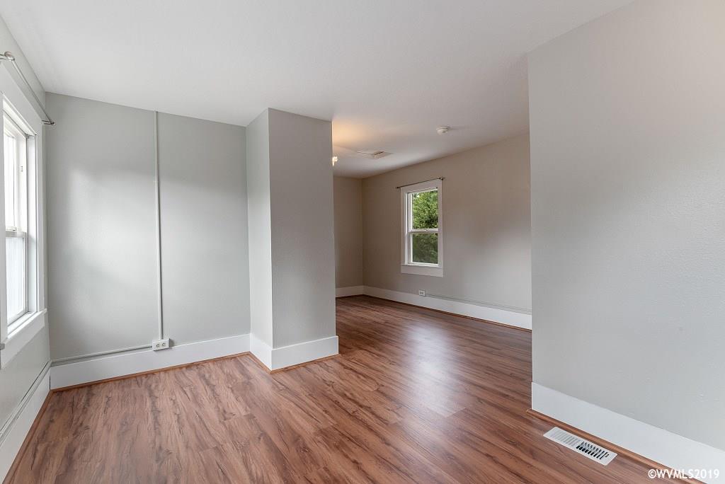 476 Southwest Maple Street Dallas, OR 97338 - Photo 33 of 42 Gallery Image 33