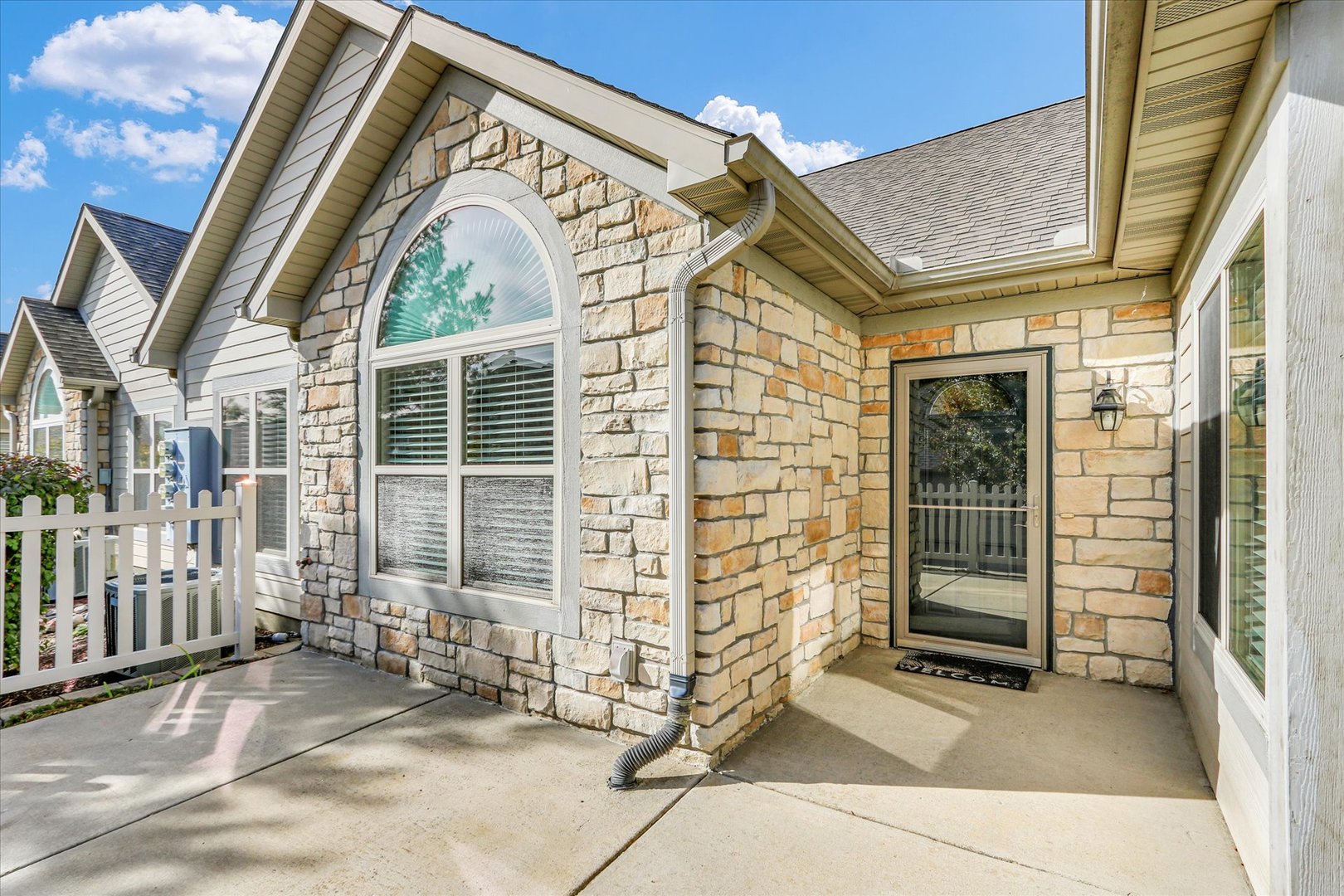 2730 Madelynn Drive Champaign, IL 61822 - Photo 1 of 35