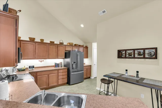 $299,900 | 2730 Madelynn Drive, Champaign, IL 61822