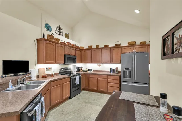 $299,900 | 2730 Madelynn Drive, Champaign, IL 61822