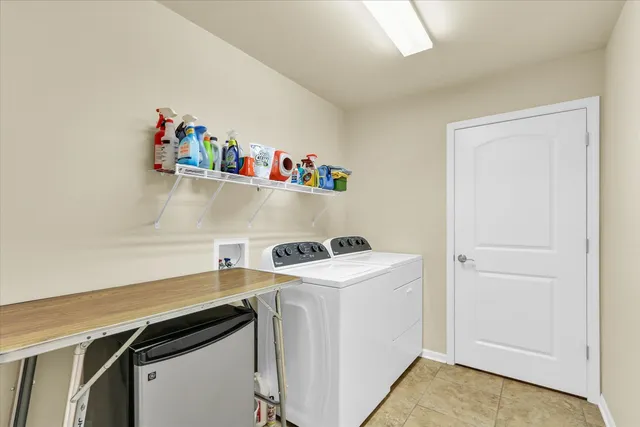 $299,900 | 2730 Madelynn Drive, Champaign, IL 61822