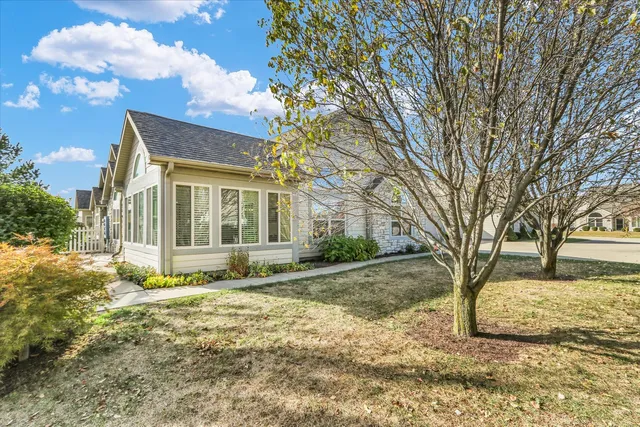 $299,900 | 2730 Madelynn Drive, Champaign, IL 61822