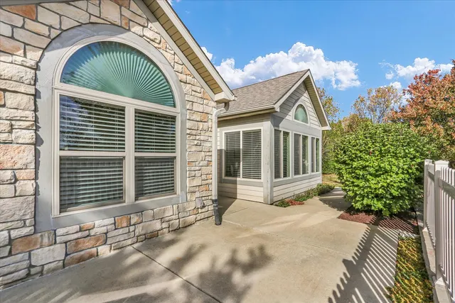 $299,900 | 2730 Madelynn Drive, Champaign, IL 61822