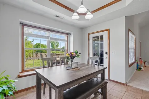 $339,500 | 928 Bluestem Drive, Baldwin City, KS 66006