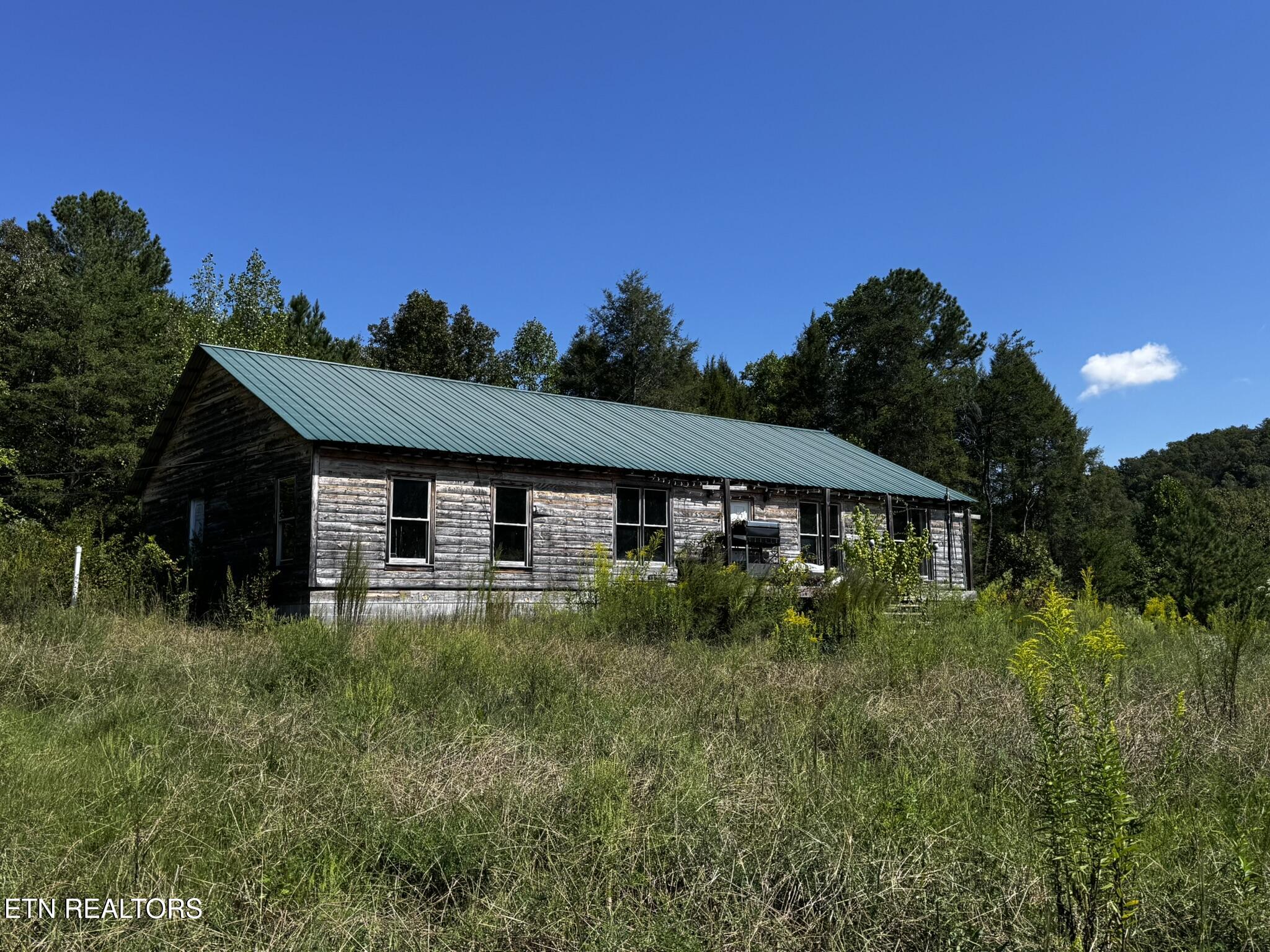 351 White Plains Road Vonore, TN 37885 - Photo 8 of 15 IMG_9196