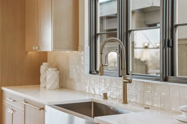 $7,500,000 | 8341 La Jolla Scenic Drive North, La Jolla, CA 92037