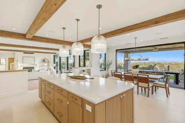 $7,500,000 | 8341 La Jolla Scenic Drive North, La Jolla, CA 92037