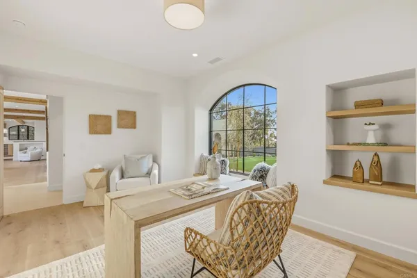 $7,500,000 | 8341 La Jolla Scenic Drive North, La Jolla, CA 92037